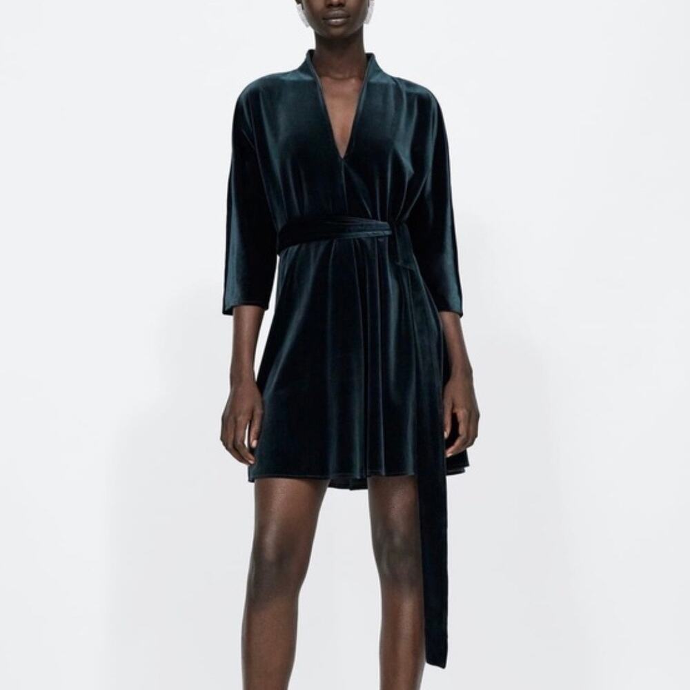 Zara Green Emerald Velvet Mini Dress Women’s Size XS